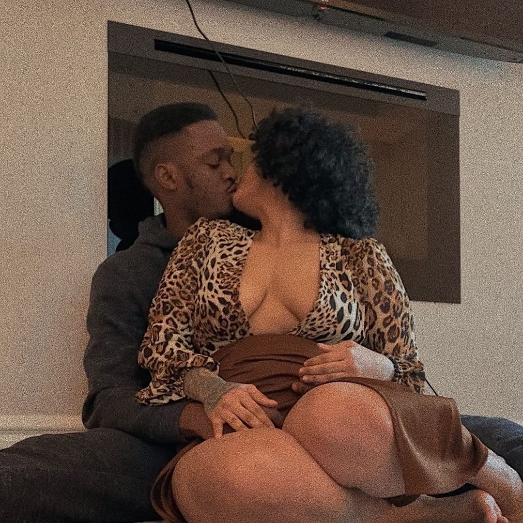 Tongue Out for Saudi Butt! Rahaf Al-Qunun Puts Her Bare Bottom on Display (Picture) Al Bawaba